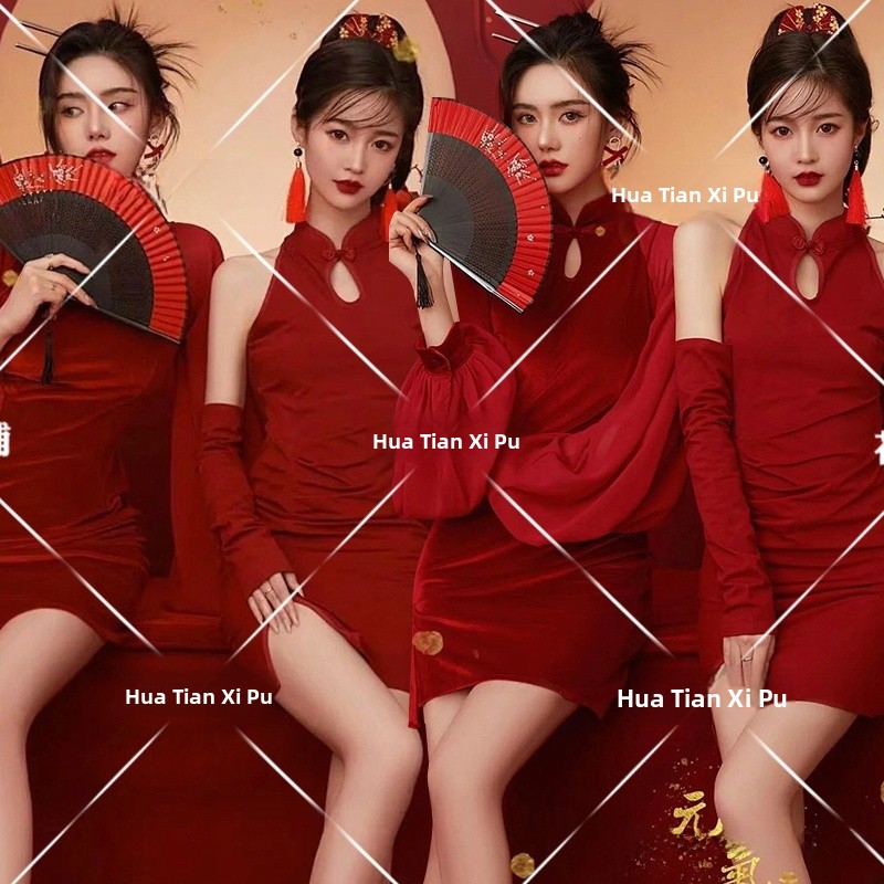 Ethnic Fashion Studio - 新年ヴィンテージ写真スタジオファッショナブルな親友ポートレート服エスニックトレンド個性的な若い女の子アール...