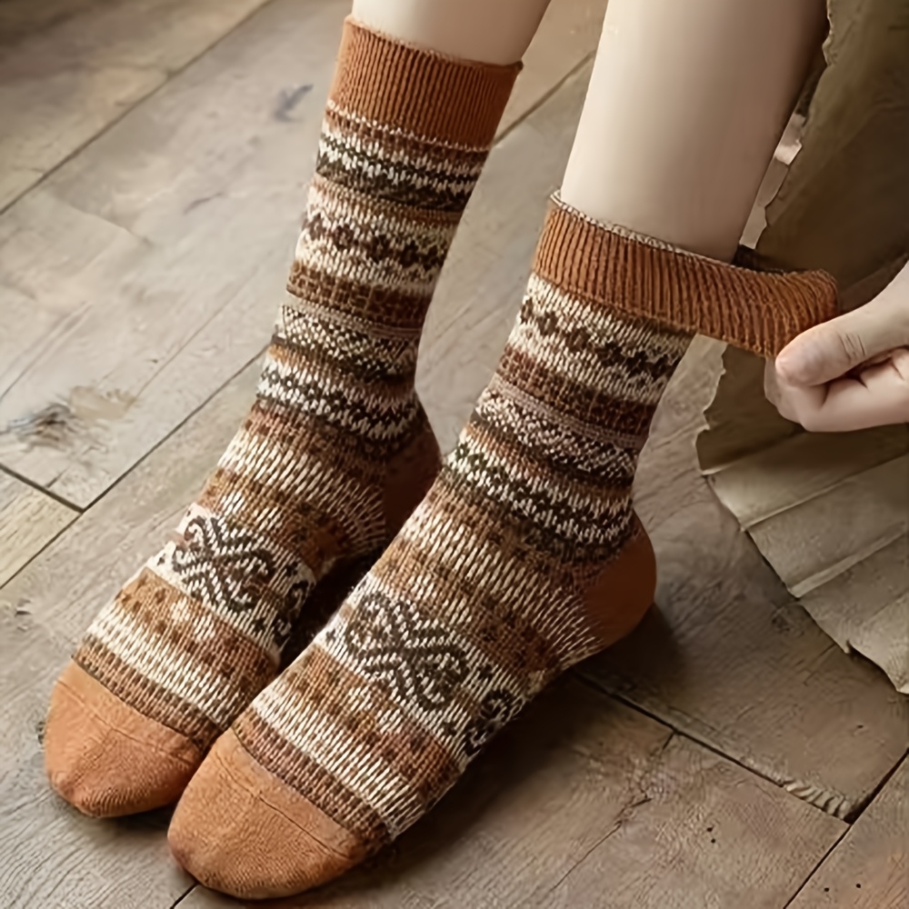 女性用ミッドカーフソックス,レトロソックス,ファッショナブル - Ethnic Fashion Design のレビューと価格