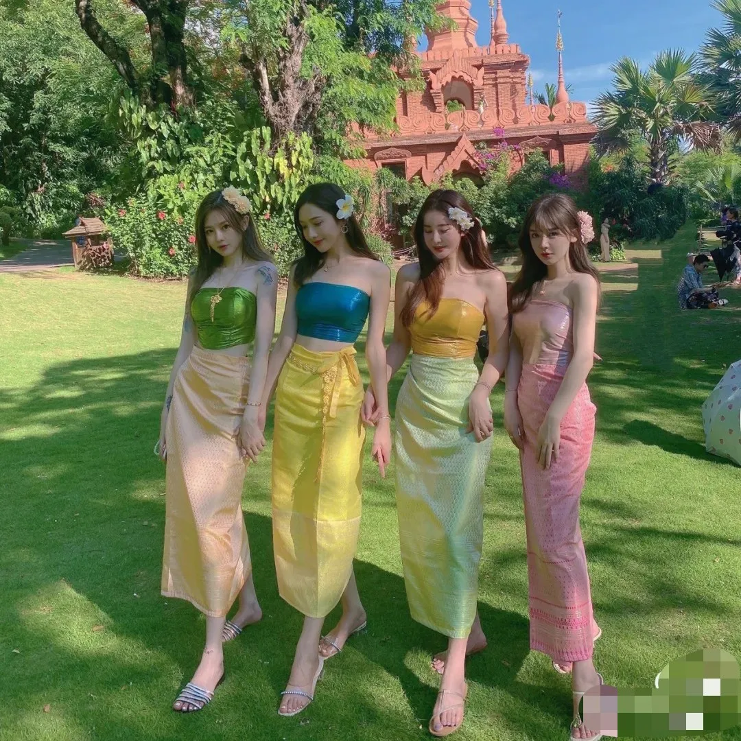 女性のタイの伝統衣装 2 セット タイドレス 民族衣装 ダイ - Batik Sarong Wrap のレビューと価格