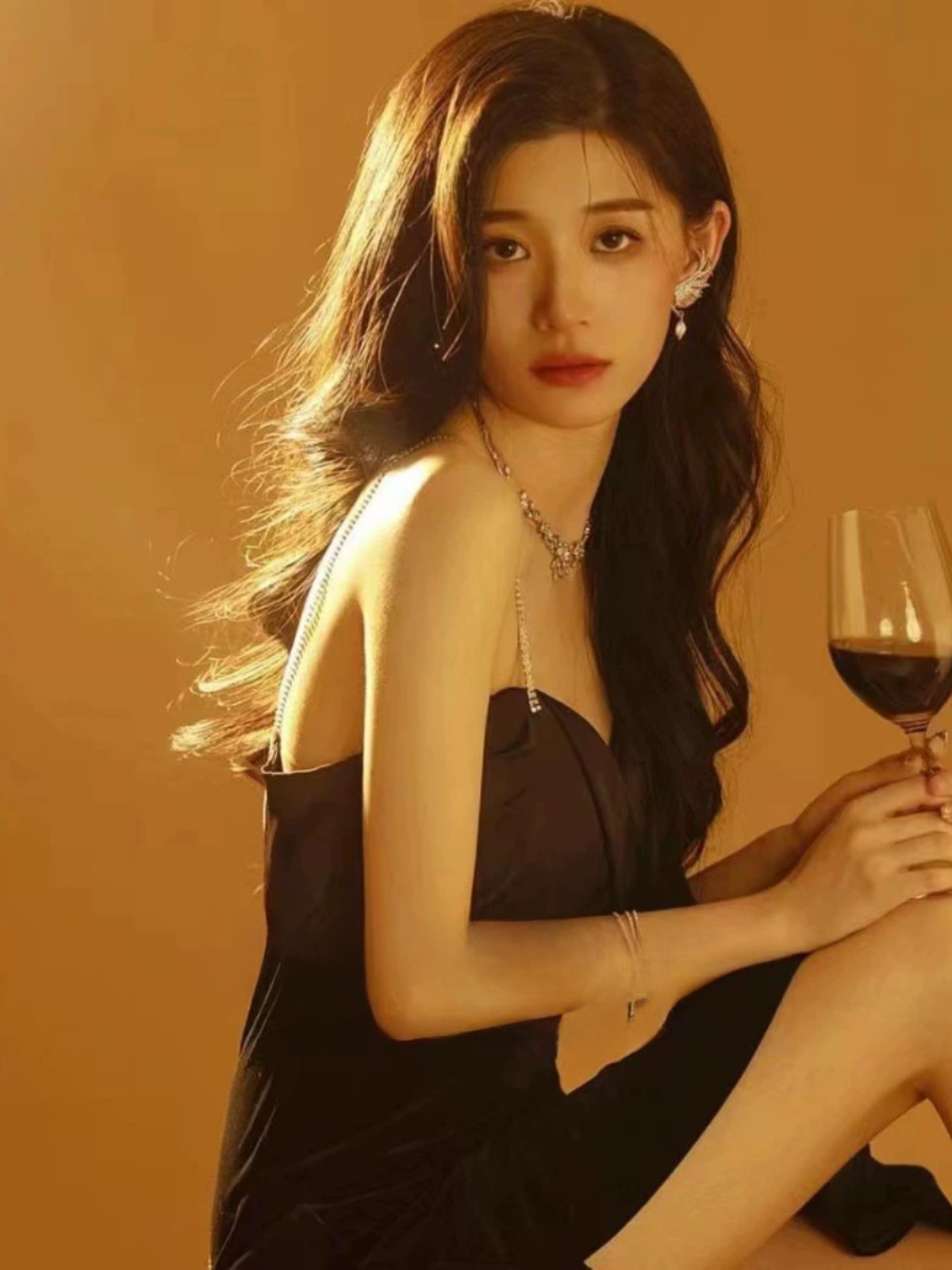 セクシーな背中開きストラップドレス写真スタジオテーマ女性ファ - Ethnic Wear In Fashion のレビューと価格
