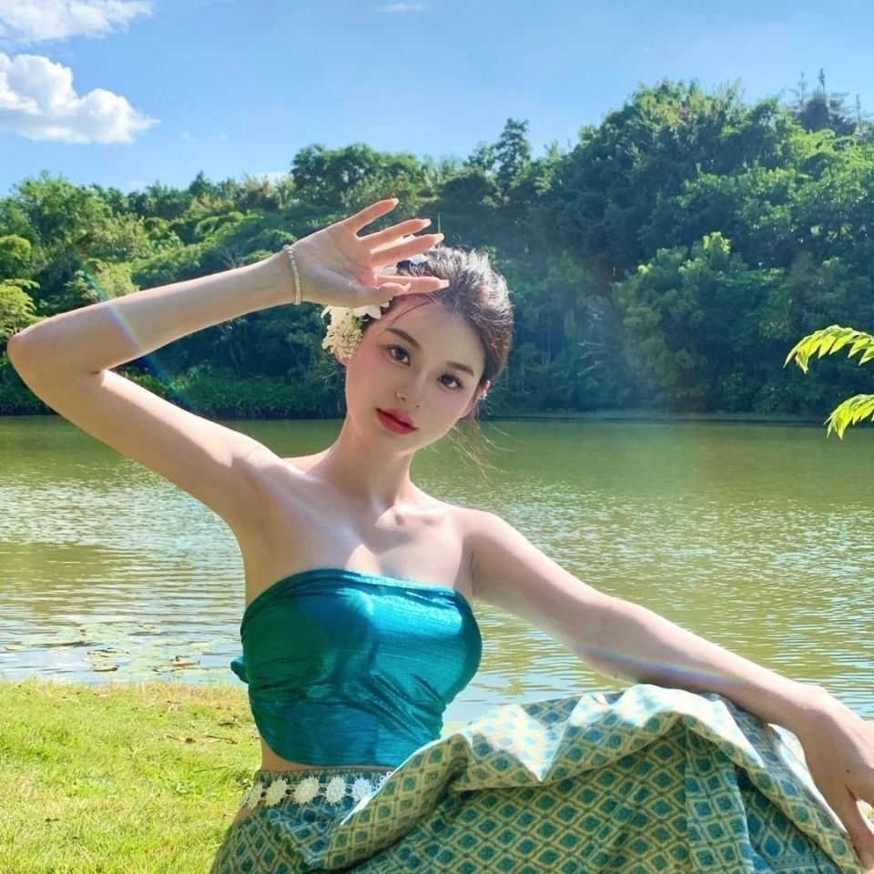 タイ民族衣装 エスニックコスチューム タイ ミャンマー 女性 - Batik Sarong Wrap のレビューと価格