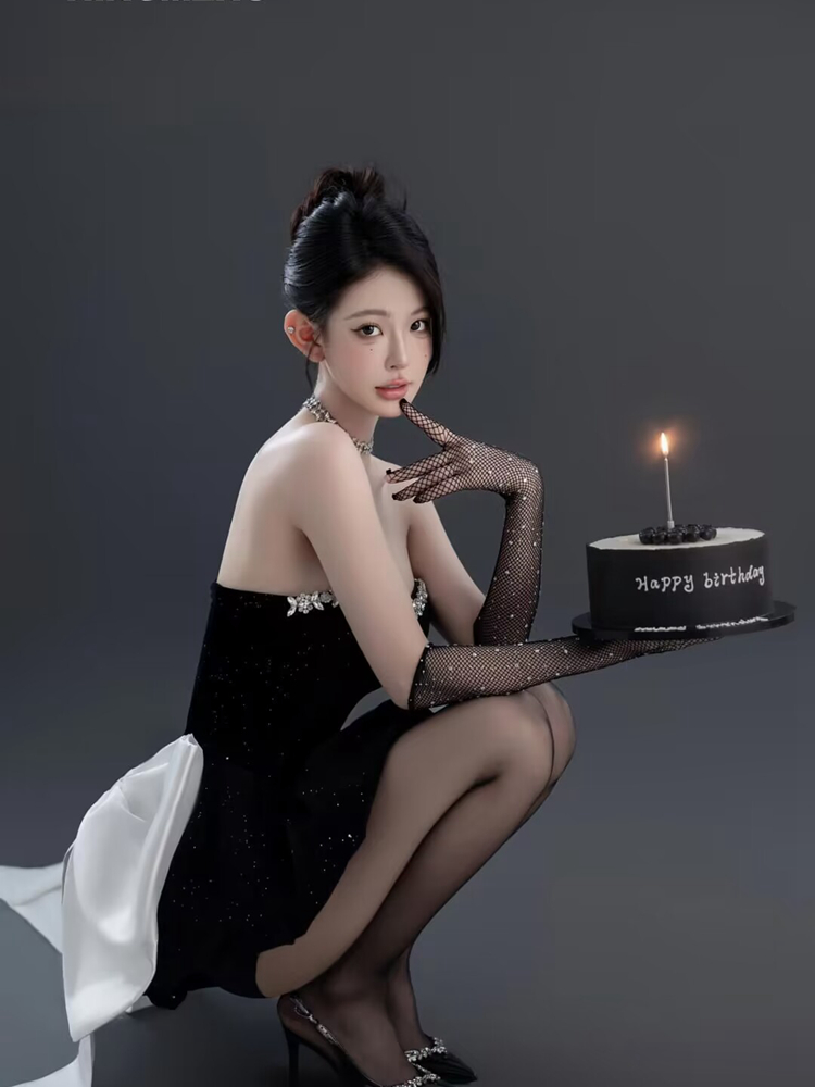 エレガントな黒の写真撮影用コスチューム、個人撮影やスタジオポ - Ethnic Fashion Studio のレビューと価格